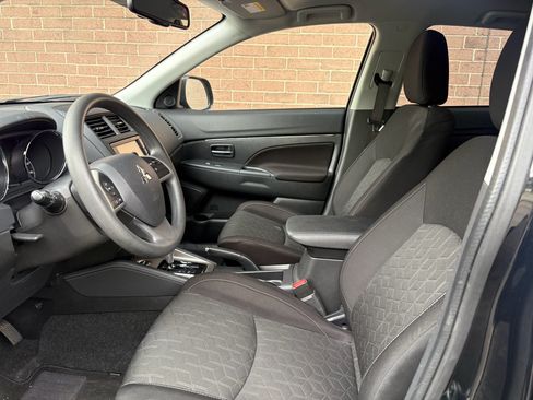 Used 2025 Mitsubishi Outlander Sport ES AWD/4WD image 22