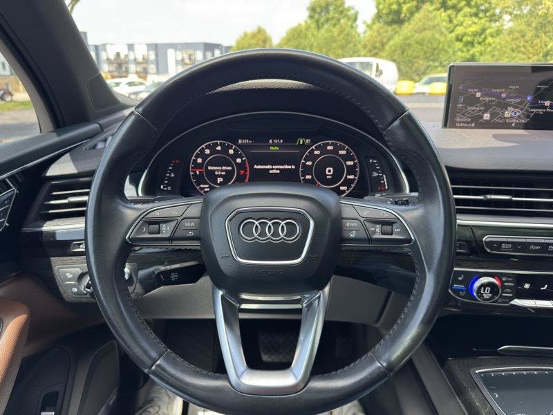 Used 2018 Audi Q7 3.0T Prestige AWD/4WD image 28