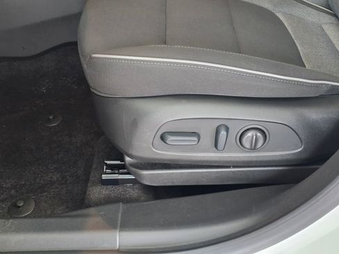 Used 2023 Chevrolet TrailBlazer LT w/ Convenience Package image 25