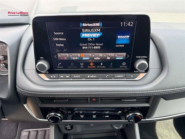 Used 2026 Nissan Rogue S FWD image 25