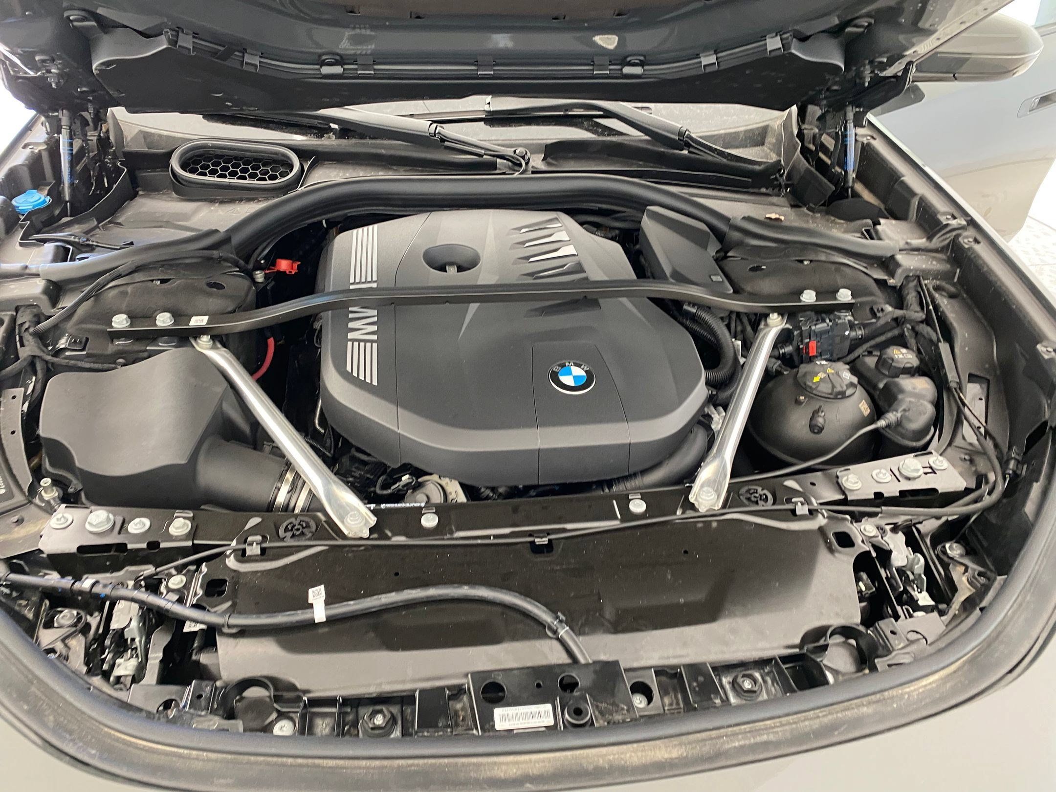 Used 2026 BMW 740i xDrive w/ Executive Package AWD/4WD image 34