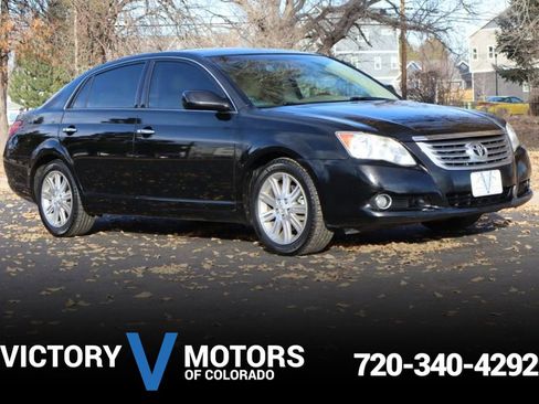 Used 2009 Toyota Avalon Limited image 1