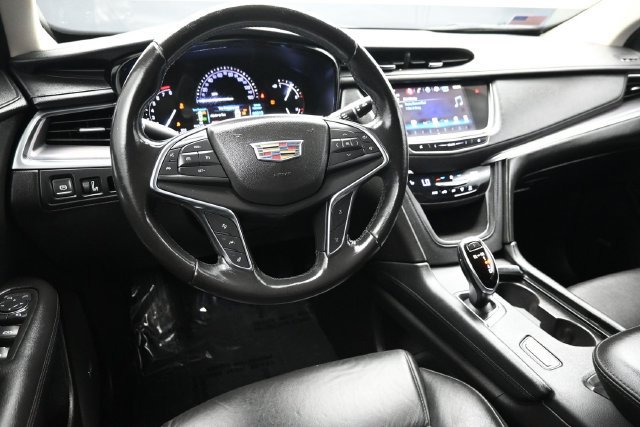 Used 2019 Cadillac XT5 Luxury FWD image 12