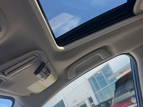 Used 2019 Subaru Crosstrek 2.0i Limited w/ Moonroof Package w/Navigation AWD/4WD image 7