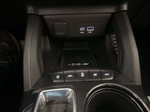 Used 2025 Chevrolet TrailBlazer LT w/ Convenience Package AWD/4WD image 28