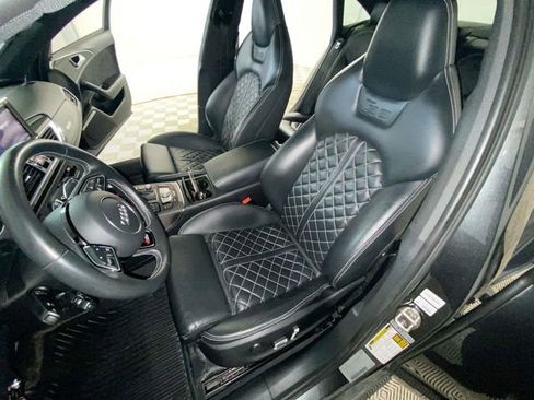 Used 2018 Audi S6 Prestige w/ Prestige Package image 15
