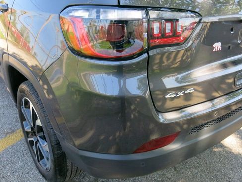 Used 2024 Jeep Compass Limited AWD/4WD image 39