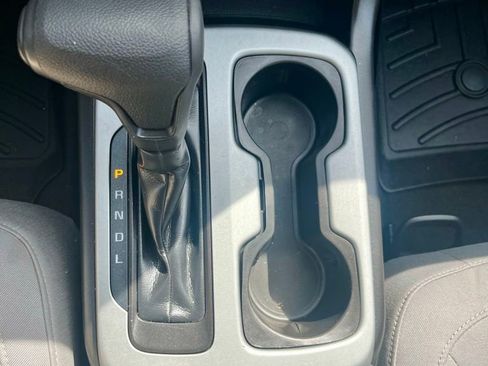 Used 2018 Chevrolet Colorado LT image 15