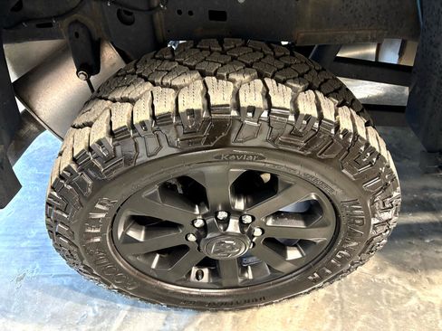 Used 2022 RAM 2500 Laramie image 13