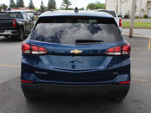 Used 2023 Chevrolet Equinox LS w/ LS Convenience Package AWD/4WD image 6