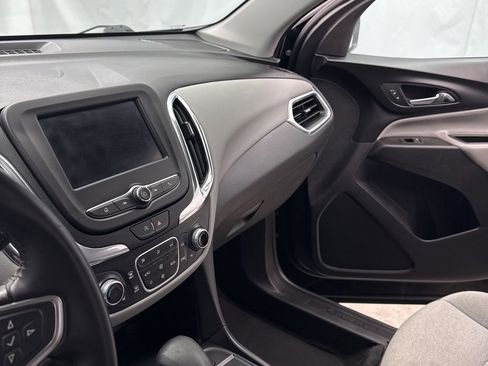 Used 2024 Chevrolet Equinox LT FWD image 23