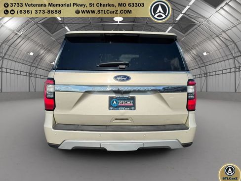 Used 2018 Ford Expedition Limited w/ Equipment Group 302A AWD/4WD image 4
