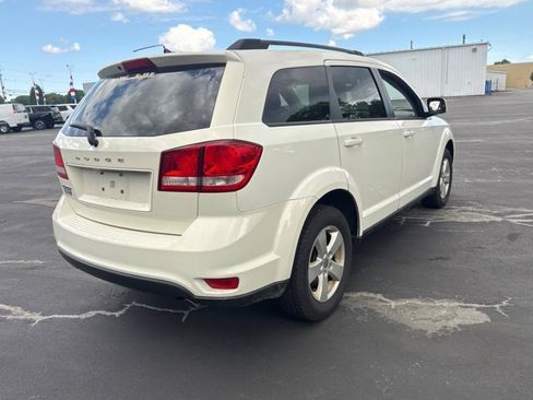 Used 2012 Dodge Journey SXT w/ Popular Equipment Group FWD image 5
