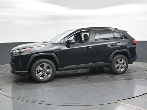 Used 2024 Toyota RAV4 XLE w/ Weather Package AWD/4WD image 9