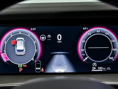 Used 2025 Volkswagen Tiguan SE R-Line AWD/4WD image 18