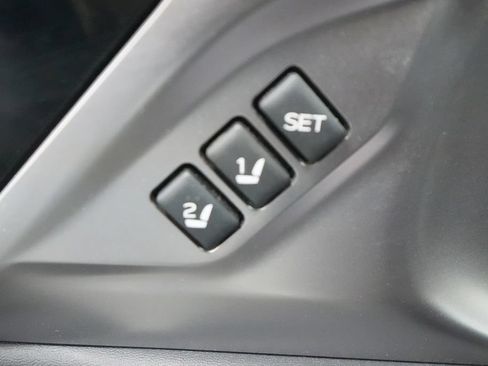Used 2023 Subaru Outback Limited AWD/4WD image 17