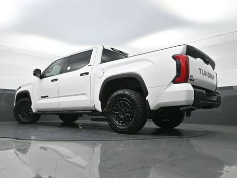 Used 2025 Toyota Tundra SR5 w/ SR5 Convenience Package AWD/4WD image 30