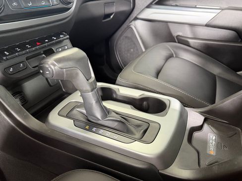 Used 2021 Chevrolet Colorado ZR2 w/ Colorado ZR2 Bison Edition image 17