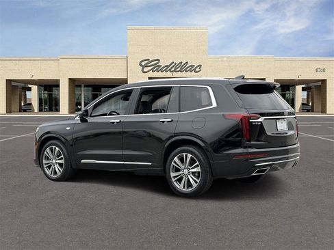 Used 2020 Cadillac XT6 Premium Luxury image 7