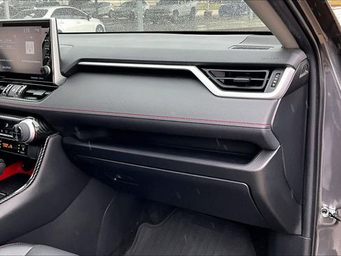 Used 2022 Toyota RAV4 TRD Off-Road image 34