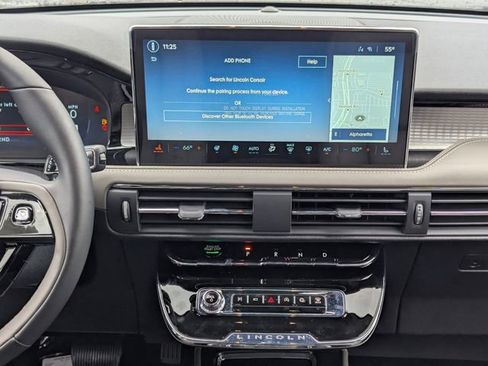 New 2026 Lincoln Corsair Premiere image 15