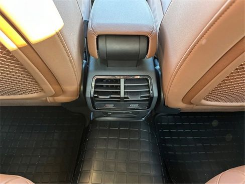 Used 2021 Audi Q3 2.0T Premium Plus w/ Premium Plus Package image 22