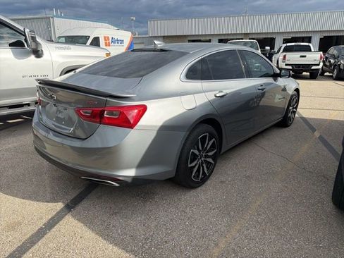 Used 2025 Chevrolet Malibu RS FWD image 5