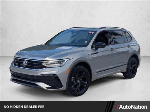 Used 2024 Volkswagen Tiguan SE R-Line FWD image 1