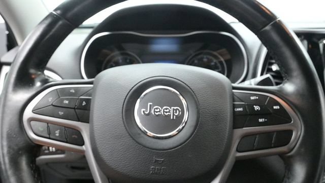 Used 2019 Jeep Cherokee Limited AWD/4WD image 18