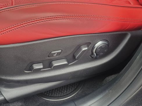 Certified 2025 Genesis GV70 3.5T Sport w/ Sport Advanced Package image 33