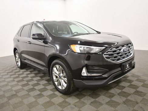 Used 2022 Ford Edge Titanium image 10