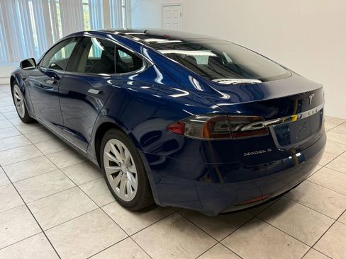Used 2018 Tesla Model S 75D image 7