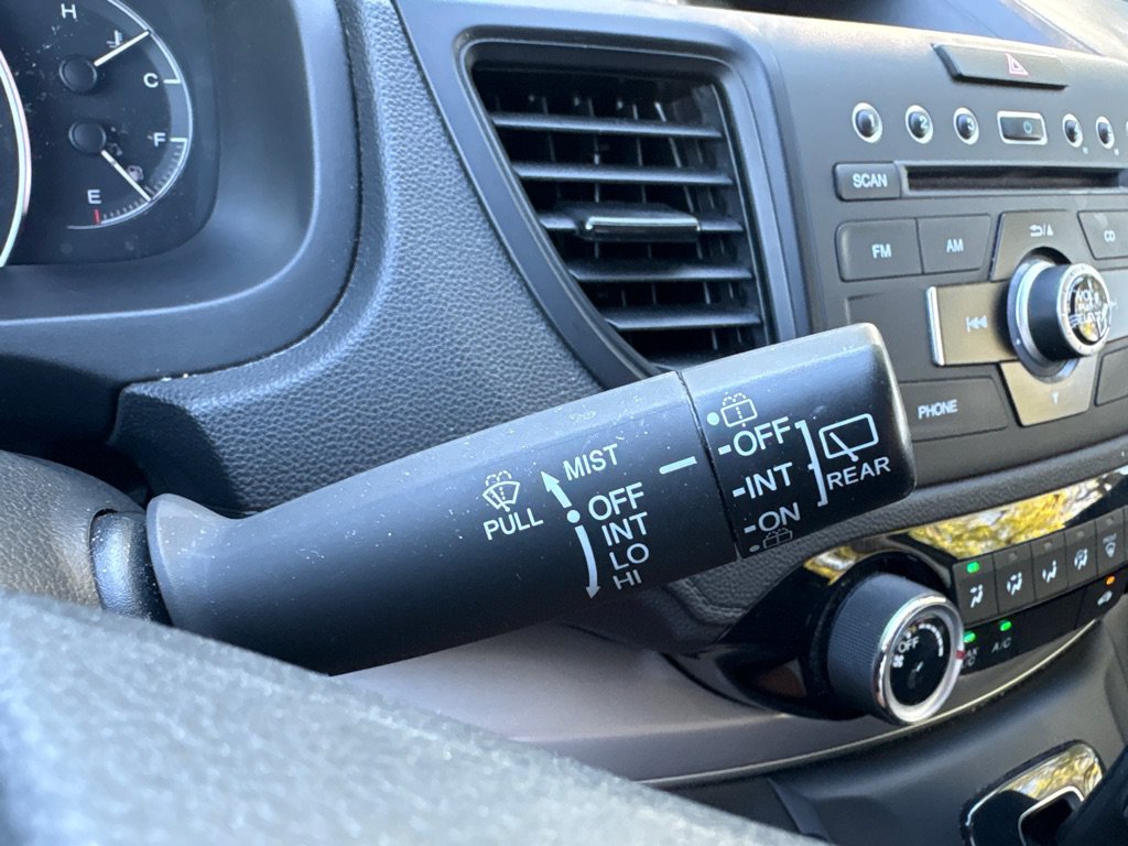 Used 2015 Honda CR-V LX image 24