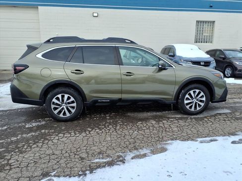 Used 2021 Subaru Outback Premium image 6