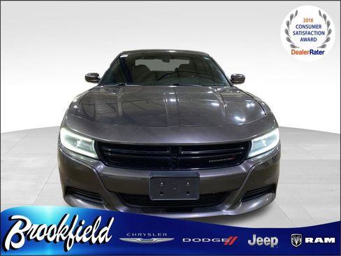 Used 2020 Dodge Charger SXT w/ Leather Interior Group image 2
