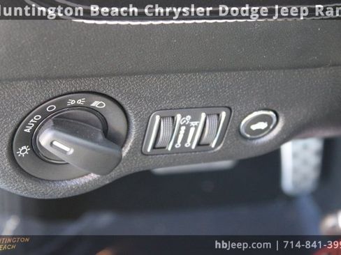 Used 2022 Dodge Charger SRT Hellcat w/ SRT Black Package image 14