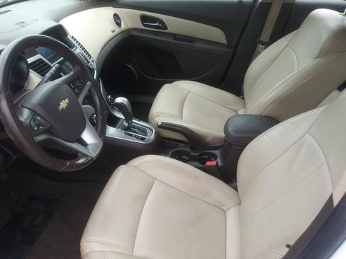 Used 2011 Chevrolet Cruze LTZ w/ RS Package FWD image 6