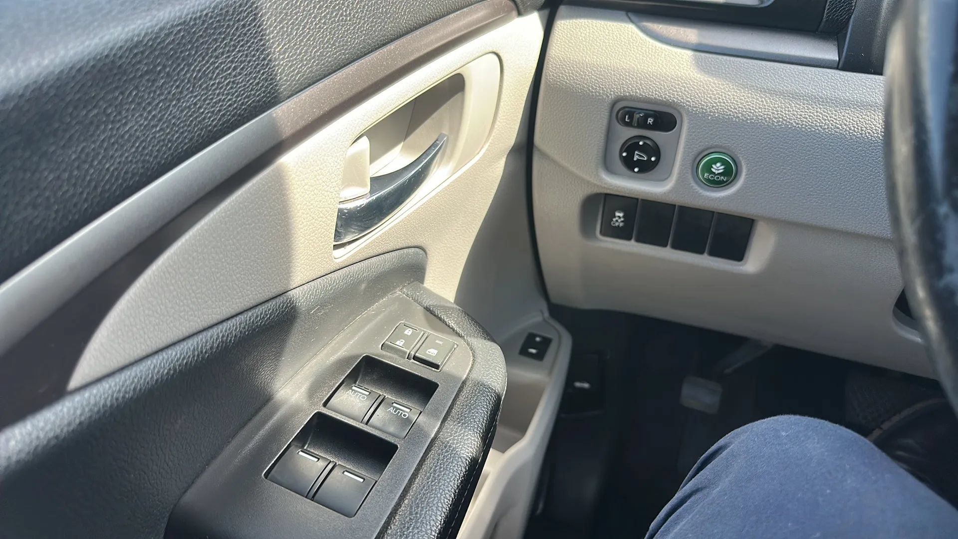 Used 2017 Honda Pilot EX-L image 21