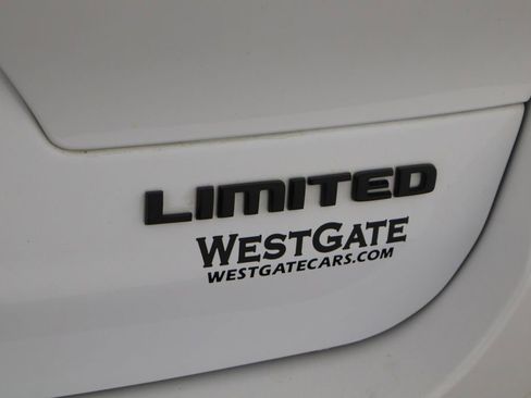 Used 2023 Jeep Grand Cherokee L Limited w/ Black Appearance Package image 51