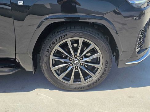 Used 2026 Lexus LX 600 F Sport AWD/4WD image 9