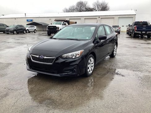 Used 2019 Subaru Impreza 2.0i image 3