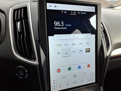 Certified 2024 Ford Edge SEL image 26