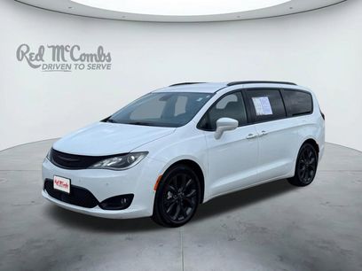 Used 2020 Chrysler Pacifica Touring-L Plus