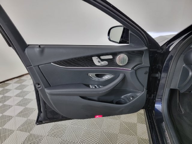 Used 2023 Mercedes-Benz E 350 4MATIC Sedan image 20