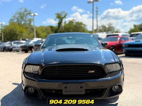 Used 2013 Ford Mustang GT Premium RWD image 14