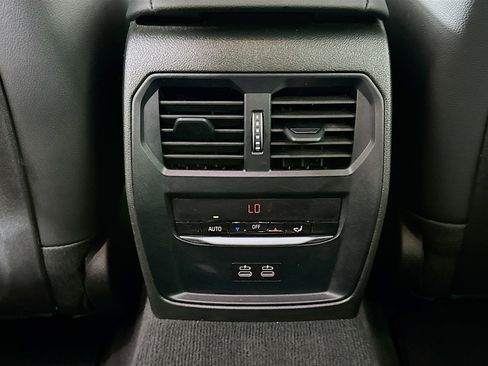 Used 2025 BMW 330i Sedan RWD image 28