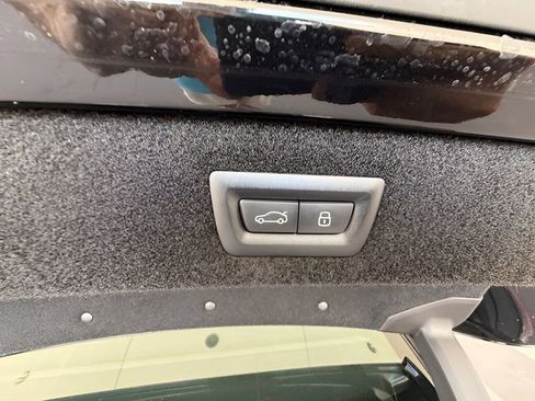 Used 2026 BMW 840i w/ M Sport Professional Package image 28