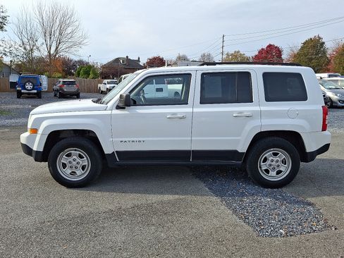 Used 2016 Jeep Patriot Sport w/ Power Value Group image 4