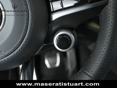 New 2025 Maserati Grecale Modena AWD/4WD image 37
