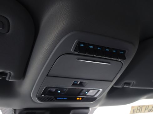 Used 2023 Ford F350 Lariat w/ Lariat Ultimate Package AWD/4WD image 66